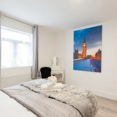 Large Studio Apartment 30 Mins To Oxford Street